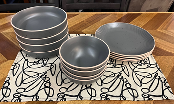 S+L Lauren Charcoal 12-Piece Dinnerware Set (Service for 4)