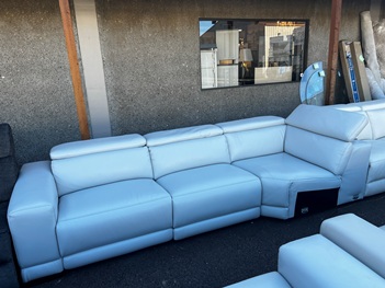 Manwah Cosmic Fog Leather 3-Piece Dual-Power Reclining Squared Corner Sofa