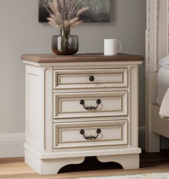Ashley Reagan 3-Drawer Nightstand with USB
