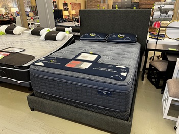 Legends Bridger Dark Grey Queen Bed