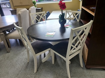 Furniture of America Estis Dining Set with 4 Chairs
