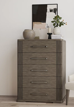 Frandlyn 5-Drawer Chest