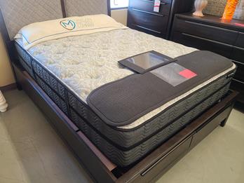 Englander Grenadier Plush Queen Mattress