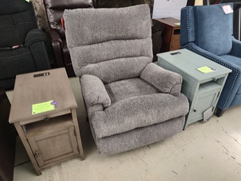 Ashley Man Fort Oversized Recliner