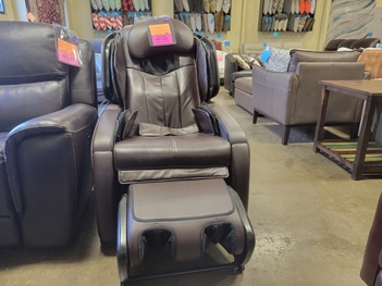 Human Touch Bali Massage Chair (blemished)
