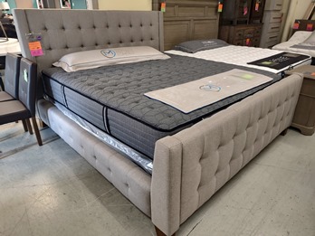 Foremost Melbrook Upholstered King Bed with Tufted Accents