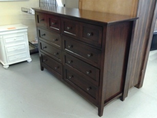 Paragon Espresso Finish 8-Drawer Dresser