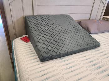 Z Wedge Pillow with Gel Dough Memory Foam Pillow