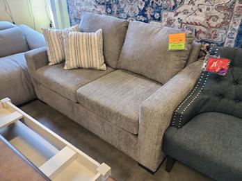 Flexsteel West Sixth Grey Loveseat