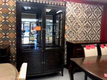 Pulaski Delfina Lighted China Hutch/Curio Cabinet