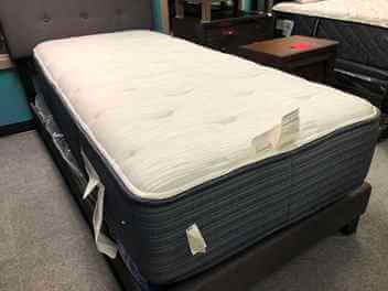 Simmons Beautyrest Crestwicke Plush XL Twin Mattress