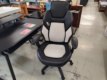 DPS 3D Insights Black & White Gaming Chair