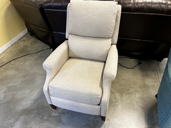 Synergy Ivory Linen Pushback Recliner