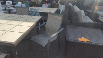 Casual Living Reyna Outdoor Arm Chair