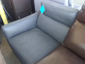 Natuzzi Charcoal One-Arm Power Recliner Wedge-Back & Slender Arm