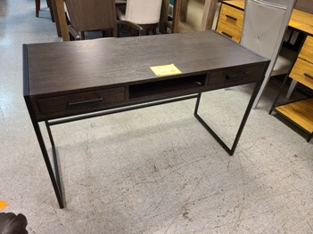 Modus Salma Desk
