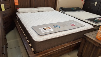 Oregon Mattress Savannah Firm Queen Mattress