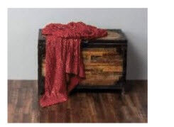 Rizzy Variegated Red Throw Blanket