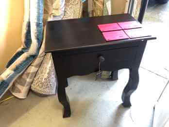 Vintage Furniture Victoria Accent Table in Brown
