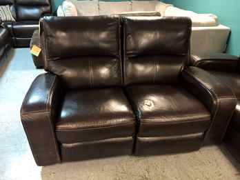 Manwah Zach Leather Power Reclining Loveseat with Power Headrest (blemish)