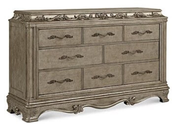 Pulaski Zarina Dresser